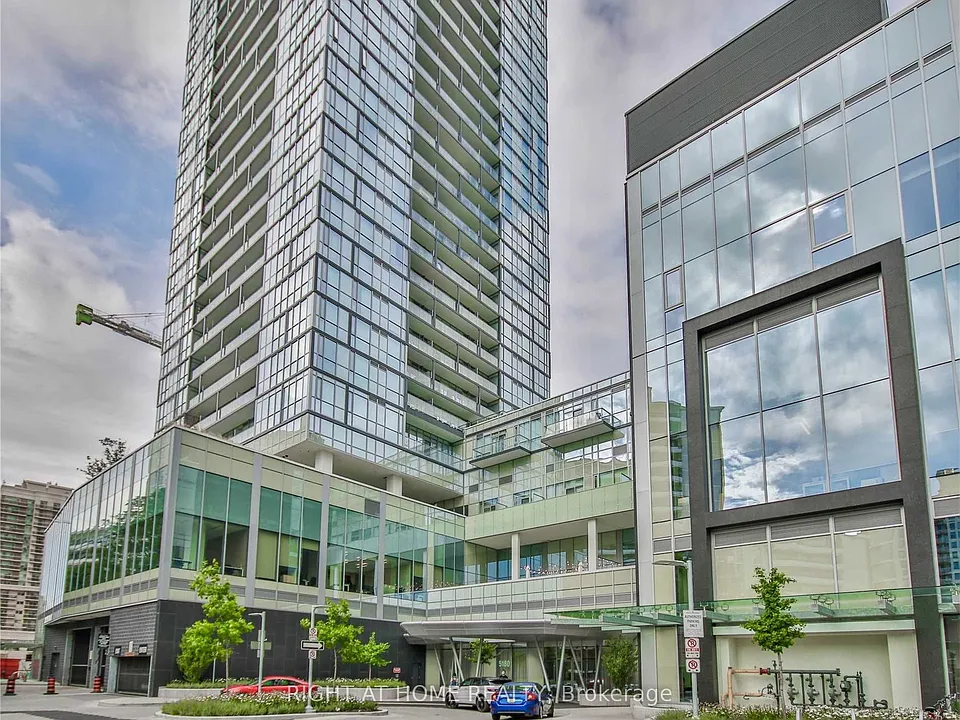 5180 Yonge St #2207