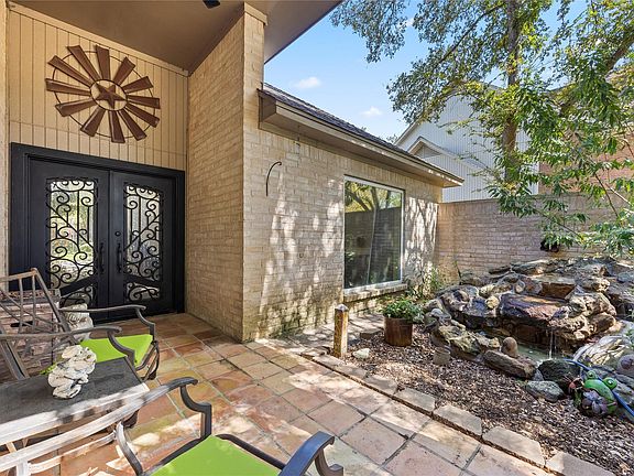 3rd image of 1622 Rambling Stone Dr