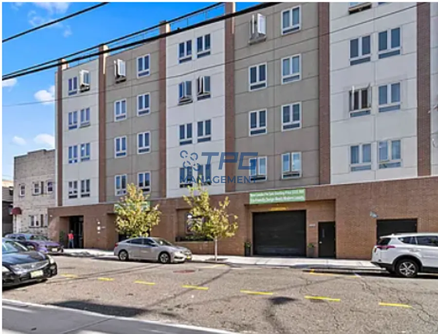 Building Photo - 62 69th St #203