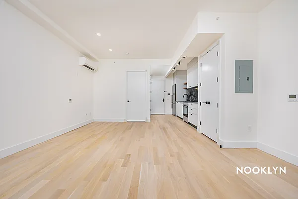 Rented by Nooklyn NYC LLC | media 18