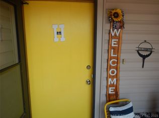 129 Falconhead Dr #H, Burneyville, OK 73430