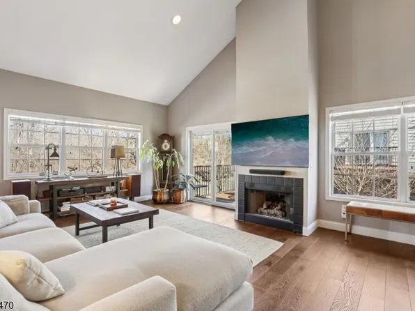 23 Davenport Pl, Morris Twp., NJ 07960