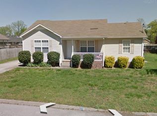 1747 University Dr, Columbia, TN 38401