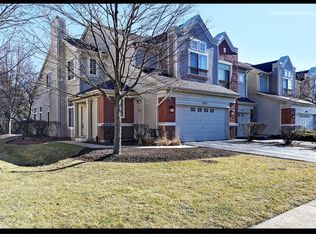 3315 Rosecroft Ln, Naperville, IL 60564