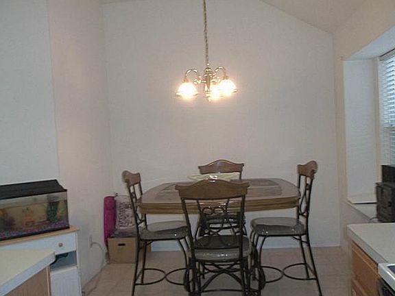 3rd image of 112 Forest Park Ln