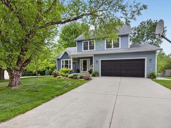 711 Sunset Dr, Fergus Falls, MN 56537
