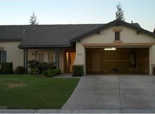 8410 Glenlakes Ct, Bakersfield, CA 93312
