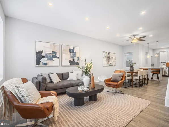 1922 Parrish St, Philadelphia, PA 19130