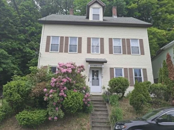 20 Temple St, Fitchburg, MA