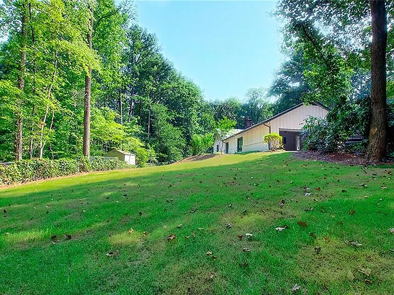 4176 Triple Creek Ct NE — Photo 28
