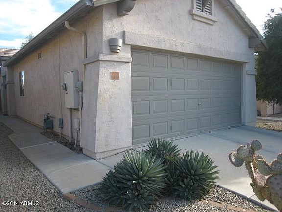 4th image of 10035 E Meandering Trail Ln