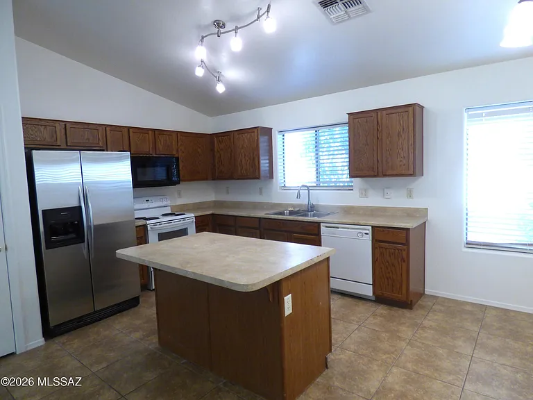 60499 E Alpine Way — Photo 8