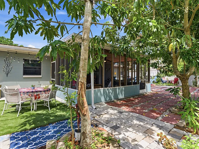 6403 Paddock Ave — Photo 17