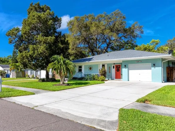 12572 136th St, Largo, FL 33774