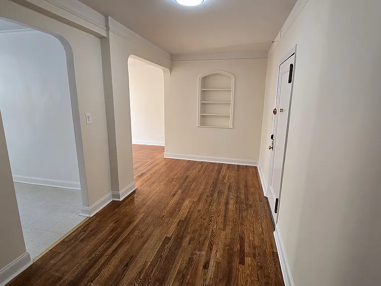 48-53 44th St #6G — Photo 2