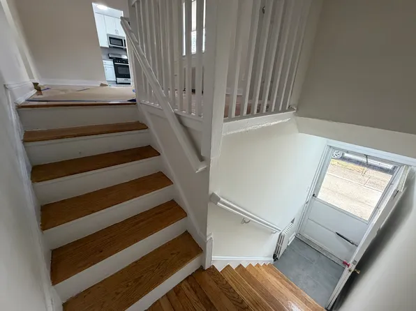 (undisclosed Address), Oakland Gardens, NY 11364