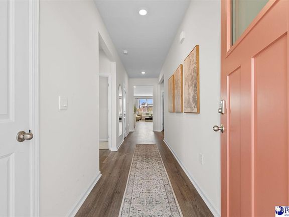 2nd image of 3305 Tulip Tree Ln