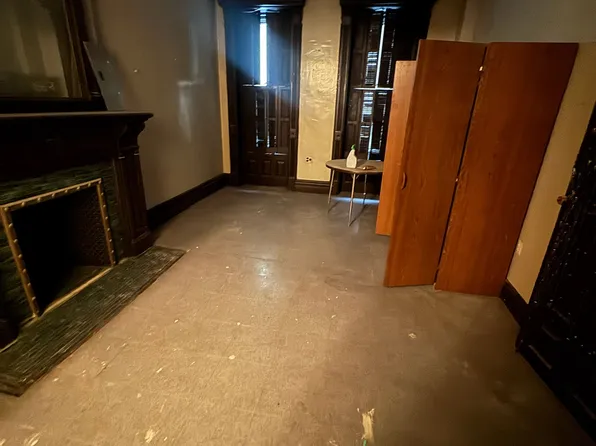 8 East 128th Street image 6 of 13