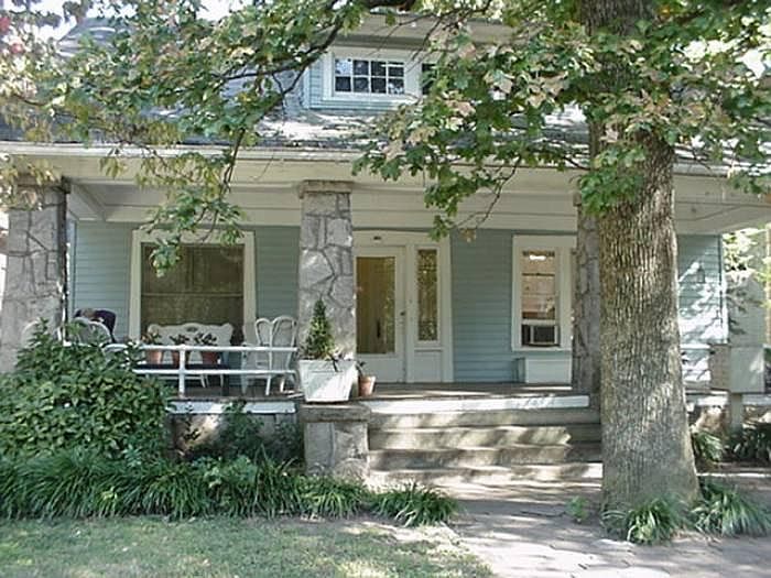 853 Myrtle Street