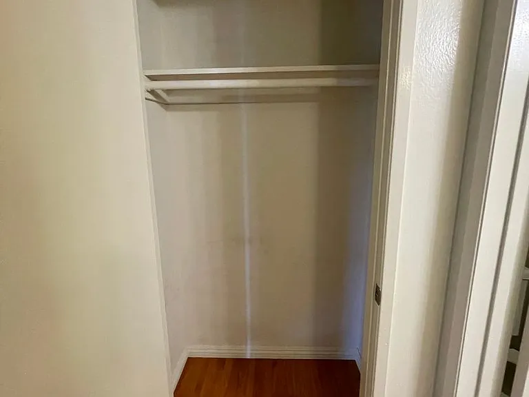 718 N Monterey St — Photo 35