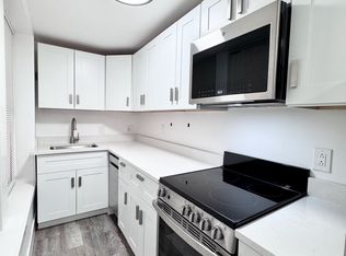 148 Liberty St APT 102, Lynn, MA 01901