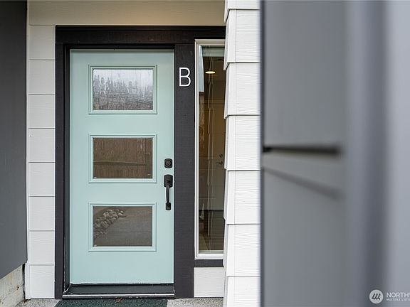 2nd image of 23712 8th Drive SE #B