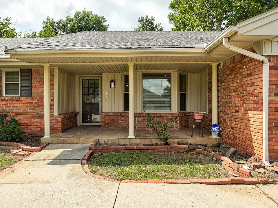 4008 NW 62nd Ter