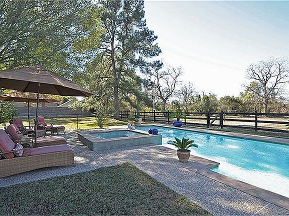 Another view of the pool from the yard.