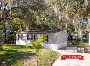 103 Rivershore Dr, San Mateo, FL 32187