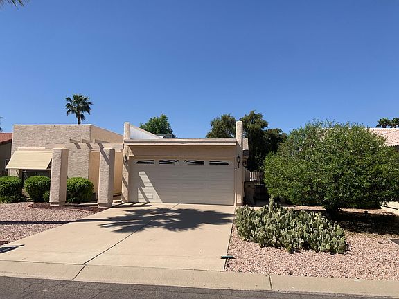 2nd image of 10614 E Bellflower Dr