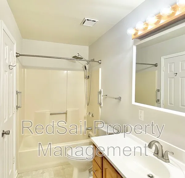 5310 Gardner Ct — Photo 13