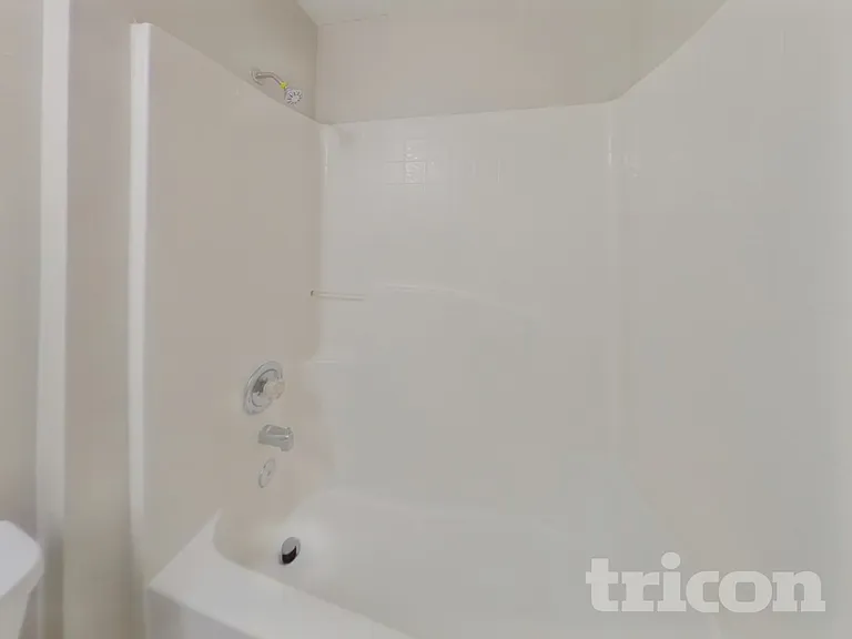 906 Dartmouth Ct — Photo 14