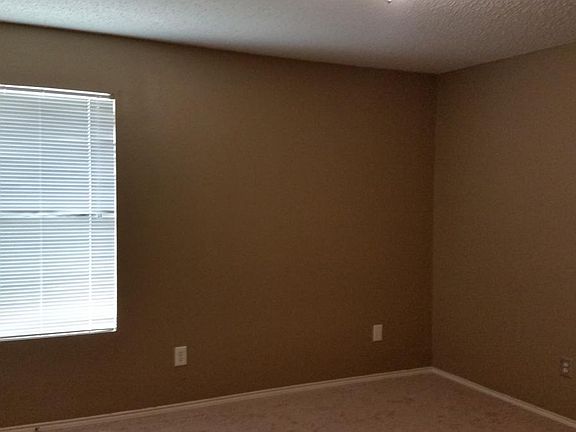 3rd image of 5233 Emmeryville Ln