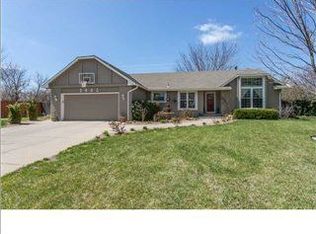 2405 N Governeour St, Wichita, KS 67226