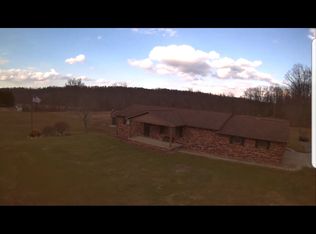 526 Mercer Rd, Greenville, PA 16125