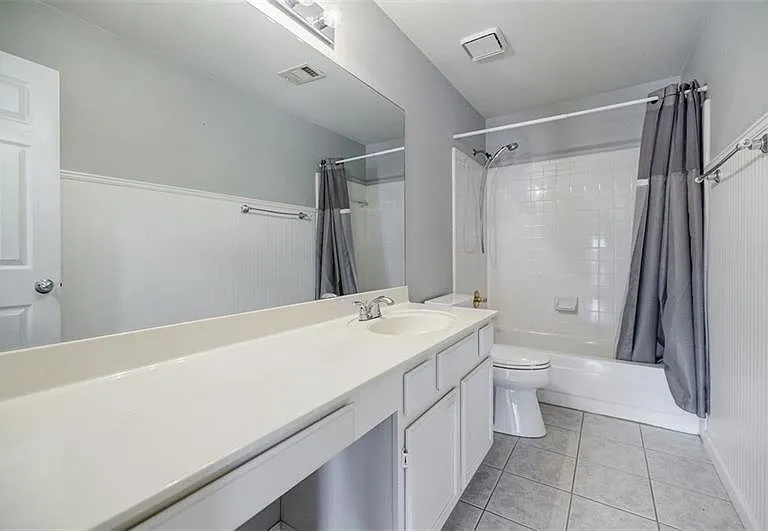 715 Ullswater Cv — Photo 14