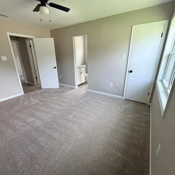 954 Boulder Cv — Photo 6