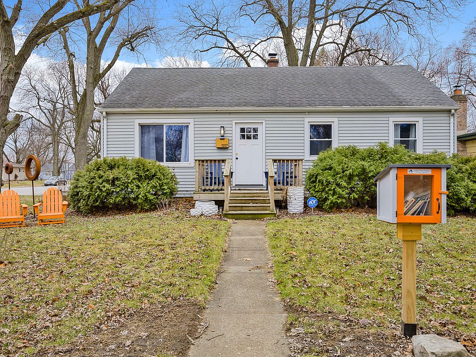 1st image of 1207 Olive Rd