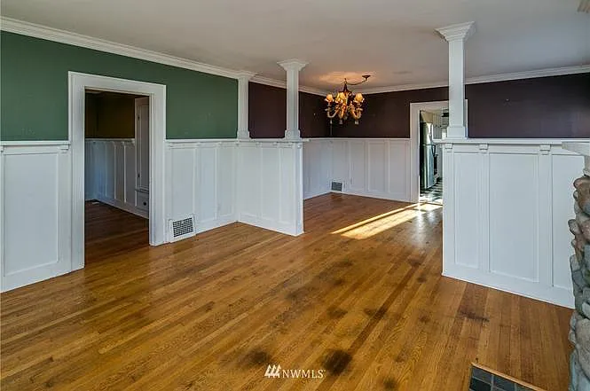 2400 E St — Photo 12
