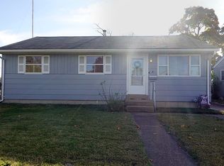 2 Briarcliff Dr, Granite City, IL 62040