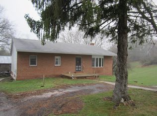 2433 Flag Marsh Rd, Mount Airy, MD 21771