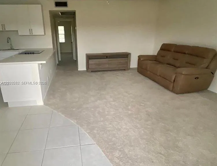 335 Brighton Dr E #335-H — Photo 4