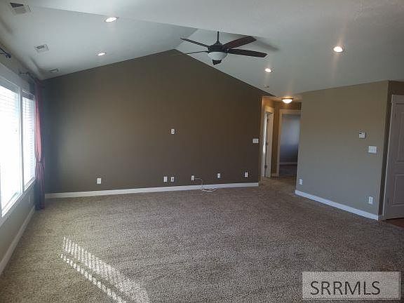 2nd image of 2233 Ironwood Dr