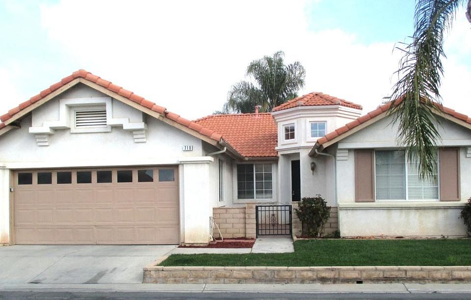 1st image of 718 Bermuda Dr