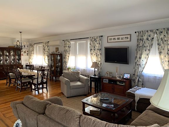 3rd image of 525 Beach 135th St #16247/0020