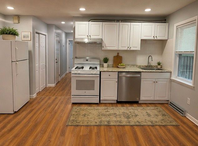 1st image of 308 Summer St #1L