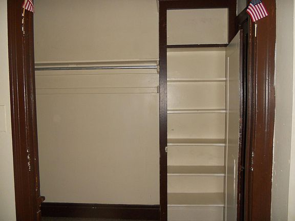 5th image of 520 Virginia St APT 37