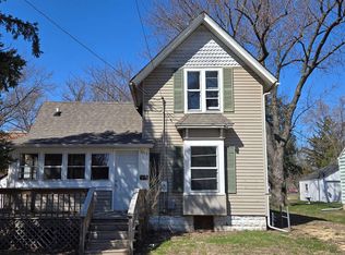 2515 N Knight Ave, Rockford, IL 61101