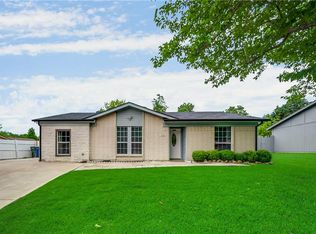 1322 Cove Dr, Garland, TX 75040