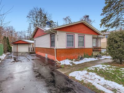 2107 Kirchoff Rd, Rolling Meadows, IL, 60008